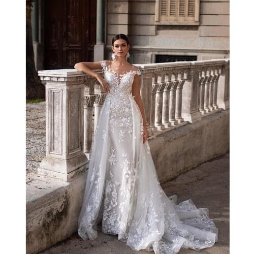 Ivory Lace Tulle Sleeveless Floor-Length A-Line Wedding Dresses Chapel Train Bridal Gowns Custom Made