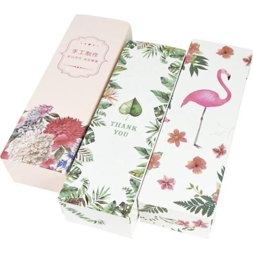 5pcs Flamingo Pattern Gift Box Candy Baking Biscuit Packing Gift Paper Box Wedding Decorations Tote Bag Gift Bags Party Supplies