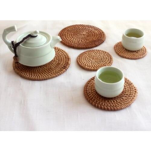 1PC Natural Rattan Table Mat Hot Pad Handmade Round Placemats For Table Coaster Pastoral Coffee Cup Pads Accessory Kitchen