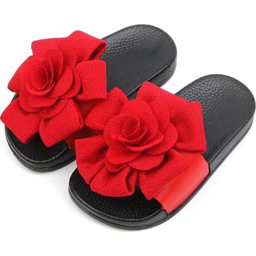 Floral Girls Slippers Summer Pvc Light Soft Sole Non-Slip Wearable Flowers Kids Slippers for Girls Outdoor Fashion Pretty 2-8 T