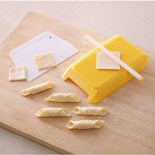 3pcs/set Multifunction Pasta Board Plastic Dough Rolling Pin Cooking Pasta Spaghetti Making Mold Kitchen Accessory