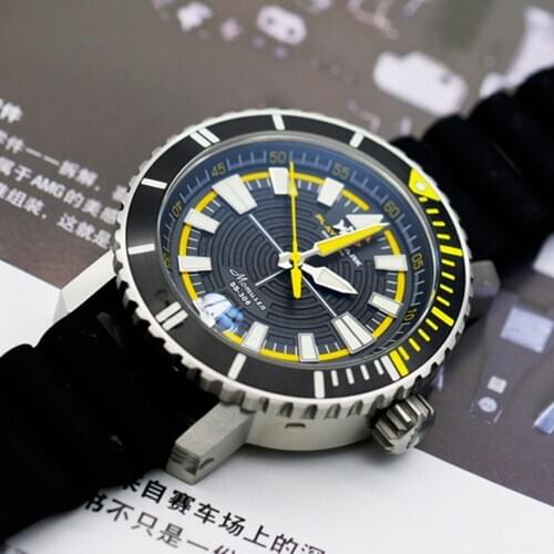 Mens Automatic Watch NH35 Mechanical Self Winding Wristwatch 200M Diver 316L Steel Luminous Sapphire Clock Relojes Para Hombre