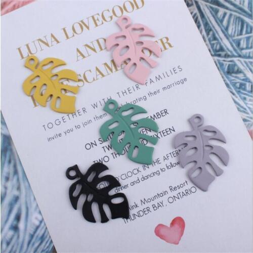 10pcs/lot Leaf Alloy Spray Paint Charms alloy Connectors for Earring Pendant Earring Accessories diy Handmade jewelry making