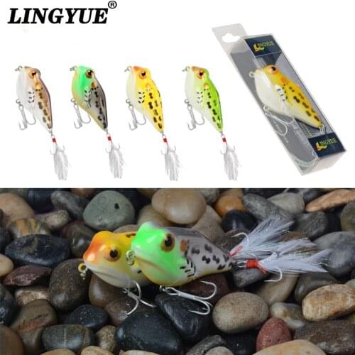LINGYUE Topwater Frog Bait Hard Plastic Wobbler Rattling Crankbait 60mm 8g Artificial Fishing Lure With Feather Hook Retail Box