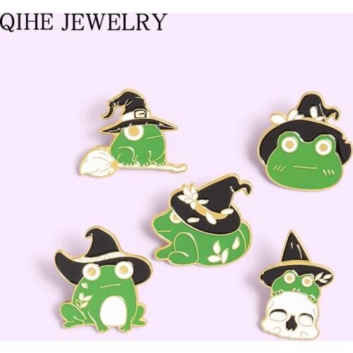 Green Cute Cartoon Frog Brooch Magic Hat Animal Enamel Pins Clothes Lapel Pin Backpack Badge Jewelry Gifts for Kids Friends