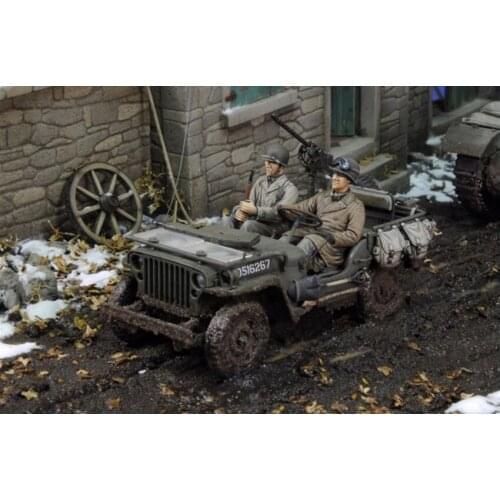 1/35 Resin Figure Model Kit Unassambled Unpainted 770(NO CAR)