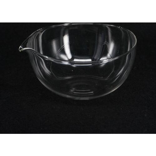150mm Diameter Lab Glass Evaporating Dish Flat Bottom with Spout For Chemistry