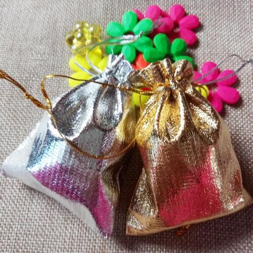 50pcs 13x18cm Gold Silver Drawstring Packaging Display Bags Metallic Foil Organza Fabric Bag Pouches Christmas Wedding Gift Bags