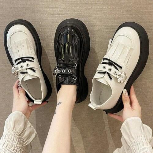 EMMA YHBL Leather Pumps