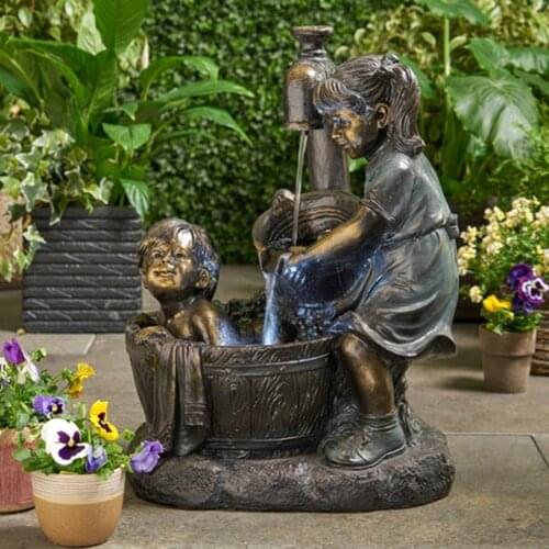 Art Figurine Retro Garden Statue Kids Shape Resin Exquisite Fountain Figurine Vintage Kissing Kids Statu for Outdoor