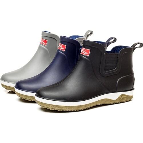 New Mens Rubber Boots Waterproof Non-slip Fashion Rain Shoes Men Winter Warm Rain Boots Fishing Booties Slip On Work Galoshes