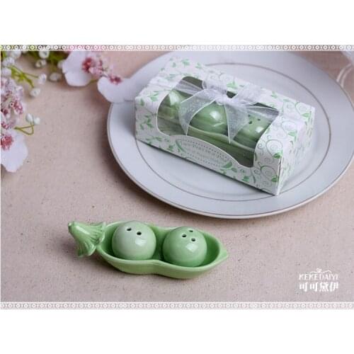 Free shipping Bean ceramic salt and pepper shakers wedding favors salt peper shakers wedding gifts Two peas in a pod