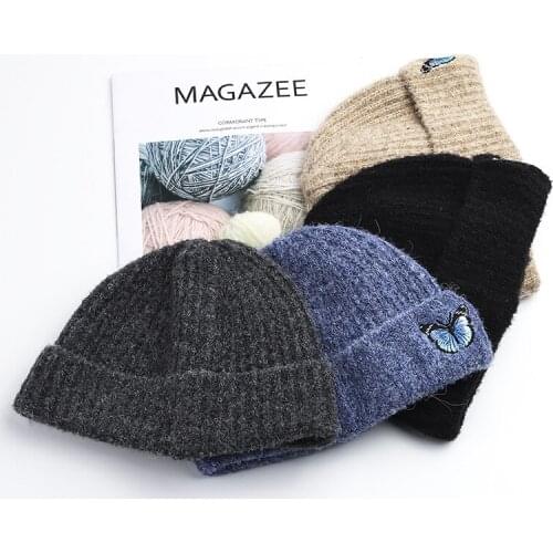 2021 New Butterfly Embroidery Knitted Hat Fashion Autumn And Winter Hat Women Outdoor Short Solid Color Unisex Autumn Warm Cap