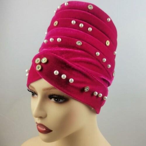 African Turbans Bonnets Women With Pearls Diamonds Bandana Head Tie Autumn Fashion New Velvet African Inner Hijab Caps Head Wrap