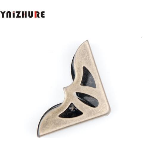 Bronze Tone Book Scrapbooking Albums Menus Corner Protectors Metal Hollow Corners For Books,24*24*5mm,Fit 5mm,6Pcs