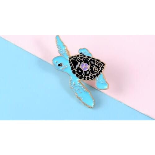 Ocean starry sky Giant tortoise Hard Enamel Pins Longevity Animal Metal Brooches Badges Clothes Bags Pins Jewelry Friends Gifts