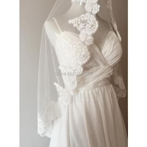 2018 Real Picture One-Layer White or Ivory Lace Wedding Veil Tulle Veil for Bride with Comb Wedding Accessories