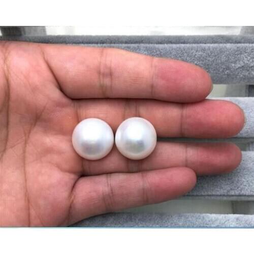Pair of huge 9-10mm natural south sea genuine white loose pearl undrilled
