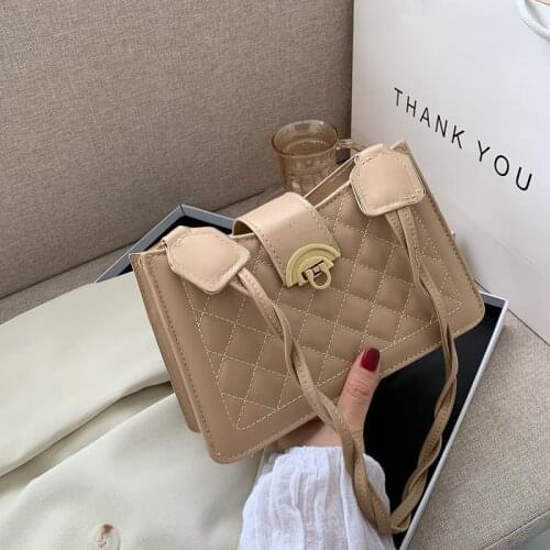 Small bag women 2021 new Korean fashion version of small square bag fashion chain bag Solid color shoulder messenger bag