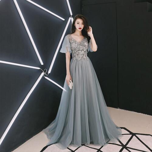 Sexy Backless Evening Dress a Line Half Sleeve V-neck Appliques Beading Prom Dresses 2019 New Floor Length Vestido De Festa