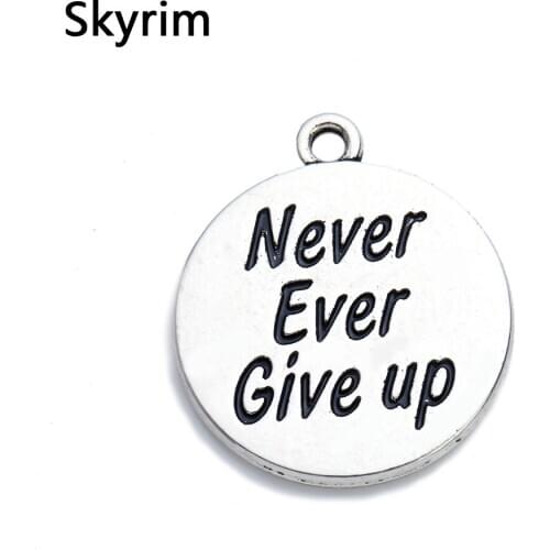 Skrim 10pcs/lot Never Ever Give Up Fancy Charm DIY For Necklace & Bracelets Accessory Footprint Round Charms For Jewelry Making