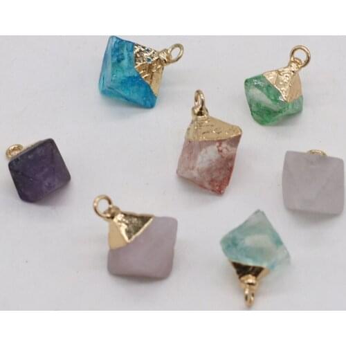Fashion pyramid Green Pink White Blue Healing Crystal Reiki Pendant Charms for Necklace Jewelry Making ACC
