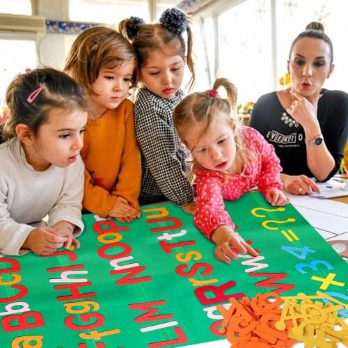 122Pcs Educational Toy Alphabet Felt Flannel Board Reusable Letter Number Math Symbol Giant Wall Hanging Preschool for Kids