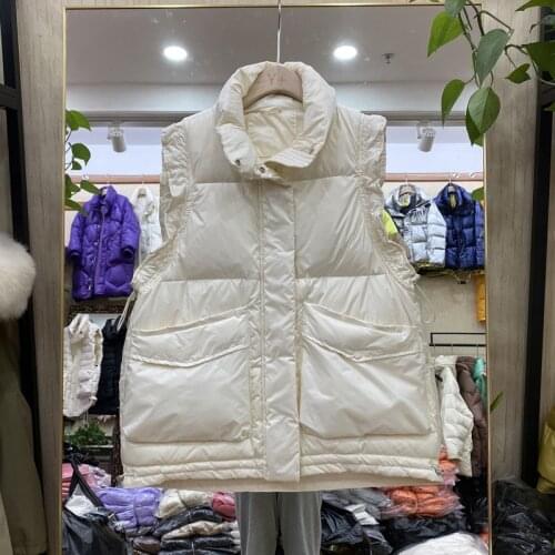 2021 New Down Jacket Womens Lightweight Vest Short Korean Loose White Duck Down Waistvest Zipper Fashion Female Sleeveless Coat