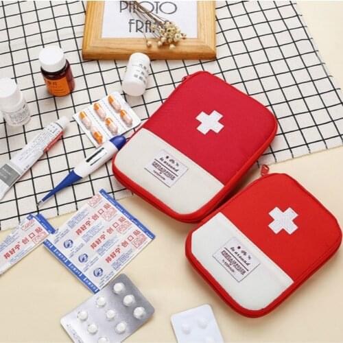 New Portable Outdoor First Aid Kit Bag Pouch Travel Medicine Package Emergency Kit Bags Small Medicine Divider Storage Organizer