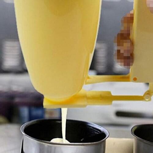 Plastic Handheld Batter Dispenser Cupcake Cream Dough Funnel Meat Ball Maker Home Kitchen Baking Helper