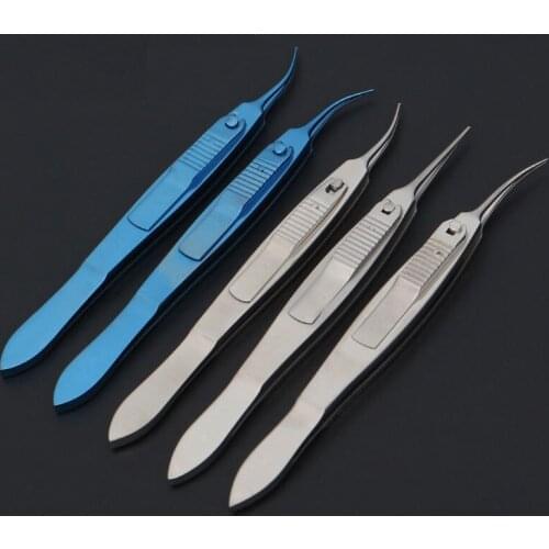 Eye lock type strabismus forceps, stainless steel left and right lock type eye microscopy equipment, cosmetic plastic tools with
