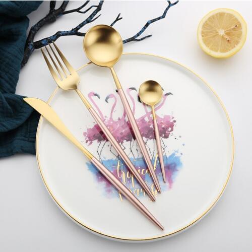 Vintage Western Luxury Pink Dinnerware 4pcs Knife Fork Tablespoon Teaspoon Food Dining Tableware Hot Selling Korean Cutlery Set