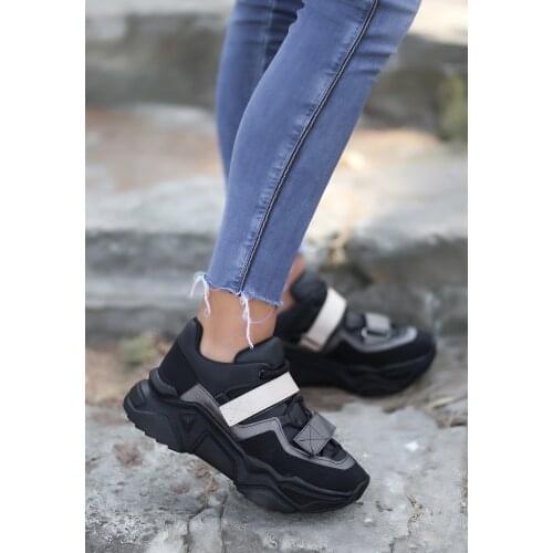 Erbilden Women's Sneakers