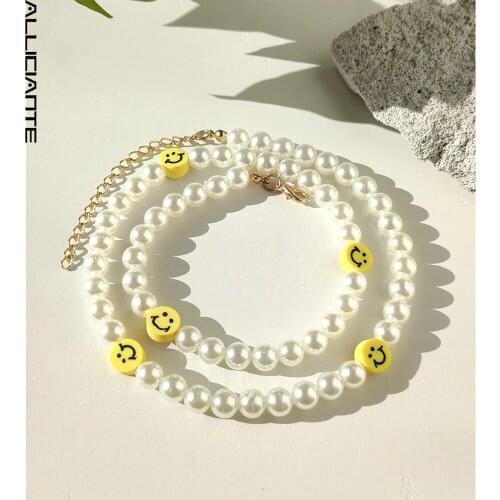 Sweet White Pearls Smiley Face Beaded Necklace For Women Handmade Bead Choker Imitation Pearl Necklace Boho Summer Party Jewelry