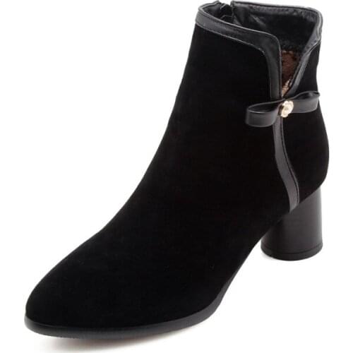 Big Size Simple Euro-American pointed side zipper belt buckle boots in autumn and winter