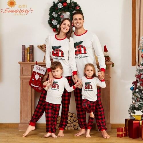 Family Matching Pajamas 2020 Christmas Outfits Parent-child Outfits New Long Sleeve Plaid Printing Top Pants Clothes Nightwear