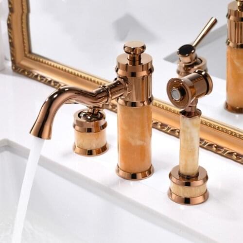Luxury Brass Three Holes Bathroom sink faucet with Handheld shower spray Single handle cold hot water Copper Basin mixer Tap