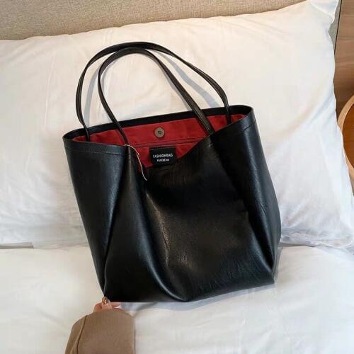 Retro womens handbag 2020 new fashion sense large capacity leisure single shoulder bag womens bag versatile luxury Tote Bag