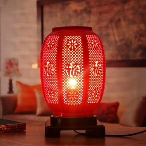 Chinese Table Lamp Bedroom Bedside Creative Living Room Decoration red wedding porcelain ceramic table lamp
