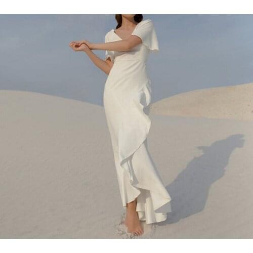 2021 French Style V Neck Short Sleeve Satin Beach Backless Simple Plain Sheath Wedding Dress Bride Gown Vestidos De Novia