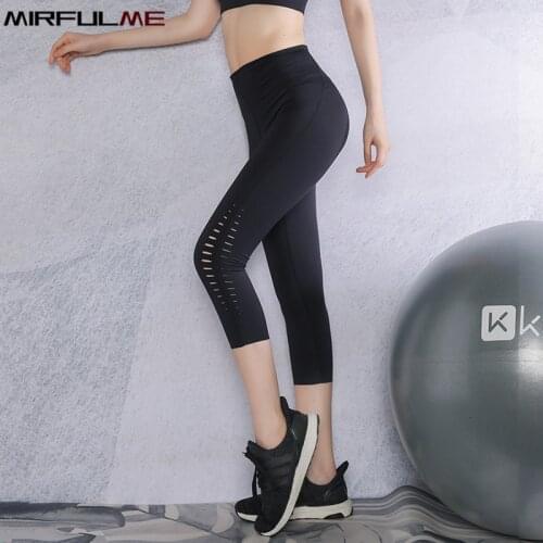 Summer Women Sport Leggings Cropped Yoga Pant Elastic Mesh Capris Quick Dry Running Crop Trousers Female Gym Pant Fitness Tights