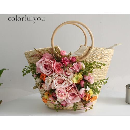 2019 Straw Bag For Women Handmade Woven Flowers Beach Tote Bag With Wooden Handle New Fashion Holiday Handbag Large Capacity