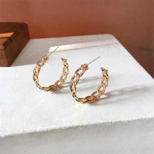 Fashion Metal Chain Earrings Atmospheric C Word Han Edition Women Semicircle Earrings Stud Earrings