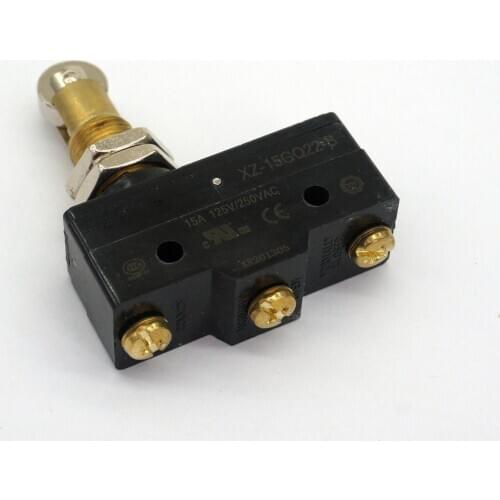 XZ-15GQ22-B 15A 125VAC 3 Pin SPDT Micro Switch Panel Mount Roller Plunger IP40