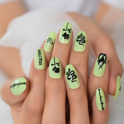 Fake Press On Nails Coffin Faux Ongles Artificial Nails Art Medium Length Flowers Snake Butterfly False Nail Tips Set