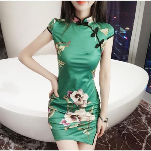 Elegant News Qipao Vestidos Party Wedding Dresses Split Aodai Style Sexy Satin Green Chinese Dress for Women Cheongsam Top Slim