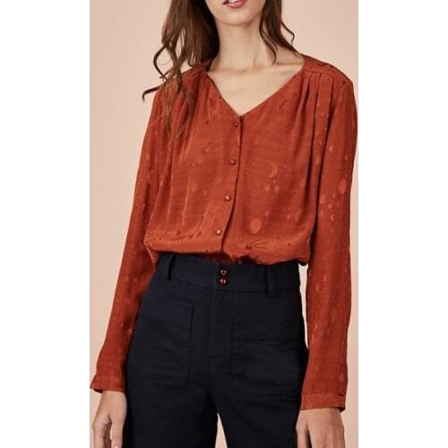 Spring and Autumn New V-neck Long-sleeved Shirts Fashion All-match Shirt Loose