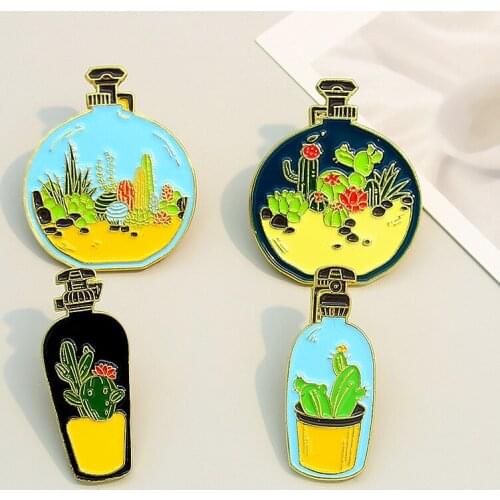 European American Popular Underwater Creatures Seaweed Cactus Blooming Fashion Perfume Bottle Creative Brooch Jewelry Neutral
