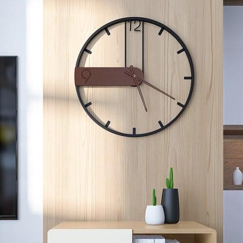 Wall Clock Iron Art Wall Hanging Simple Retro Nordic Luxury Creative Clocks Home Decor Living Room Quartz Silent Watch 43cm