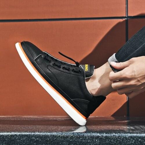 Summer Men Casual Shoes Solid color White Sneakers Comfort Breathable Sneakers Mens Shoes Trainers Trend Flats Board Shoe